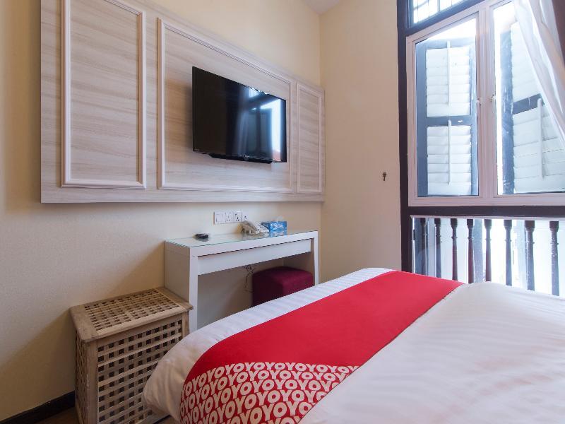 Oyo 11339 Istay Hotel